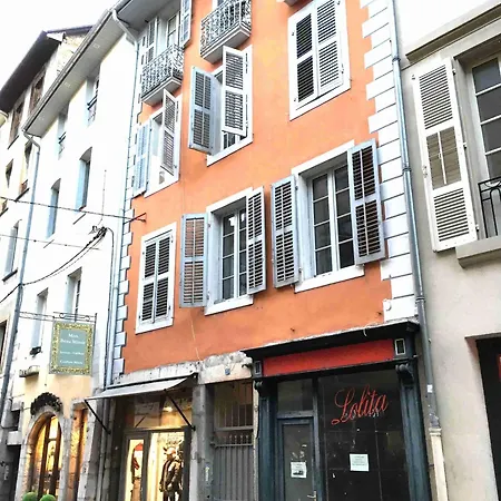 Makati Apartment